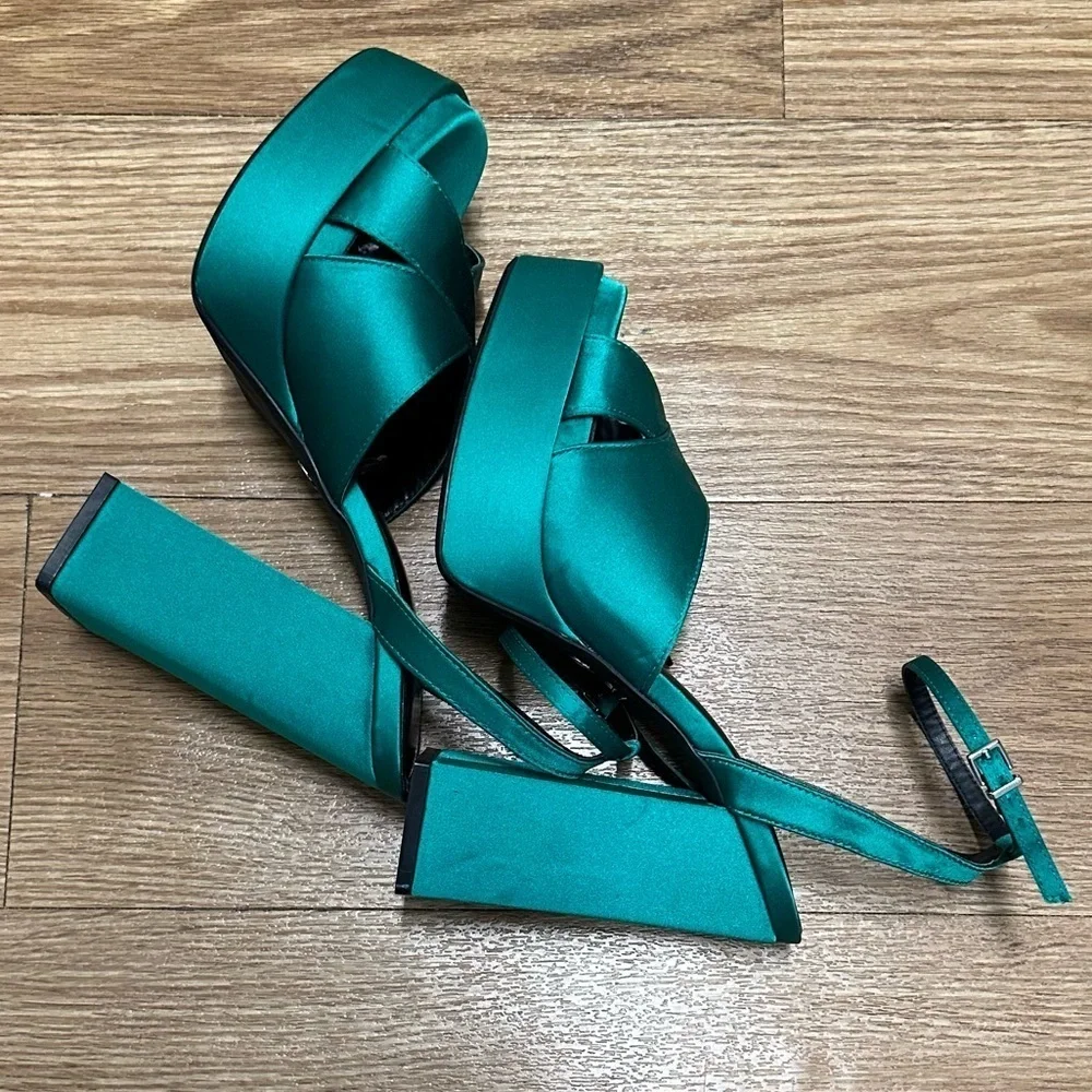 ZARA round toe Block Heels Platform Sandals